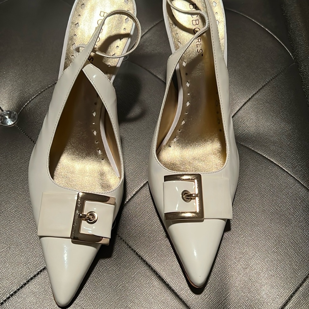 White BCBG girls shoes size 8 1/2 fit 8